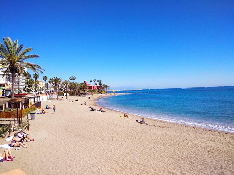 Duplex Benalmadena Los Patos المظهر الخارجي الصورة